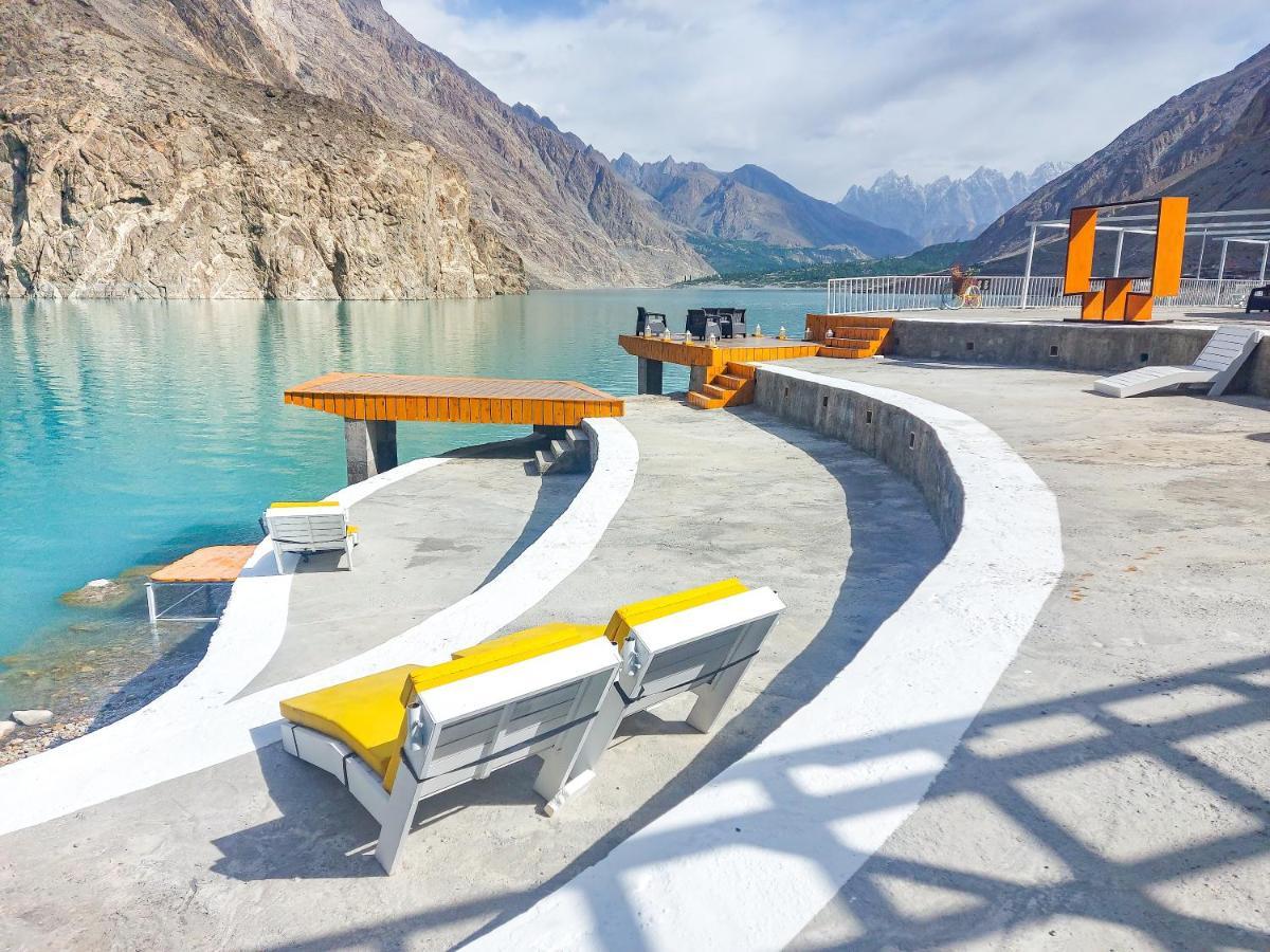 Luxus Hunza Attabad Lake Resort Karimabad (Hunza) Exterior foto