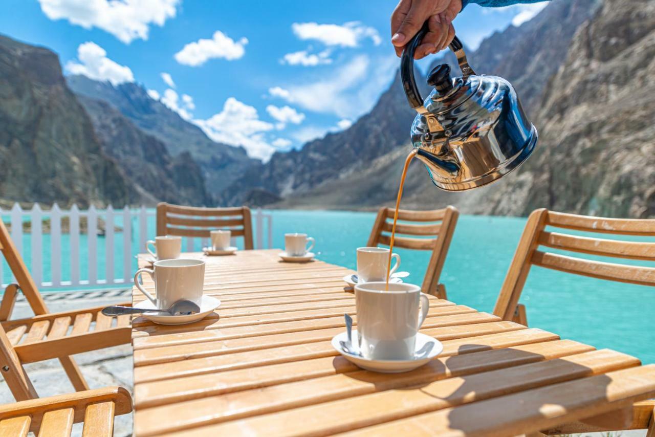Luxus Hunza Attabad Lake Resort Karimabad (Hunza) Exterior foto